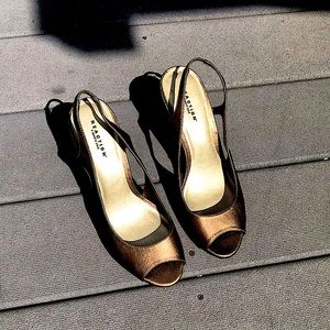 Kenneth Cole Reaction slingback peep toe